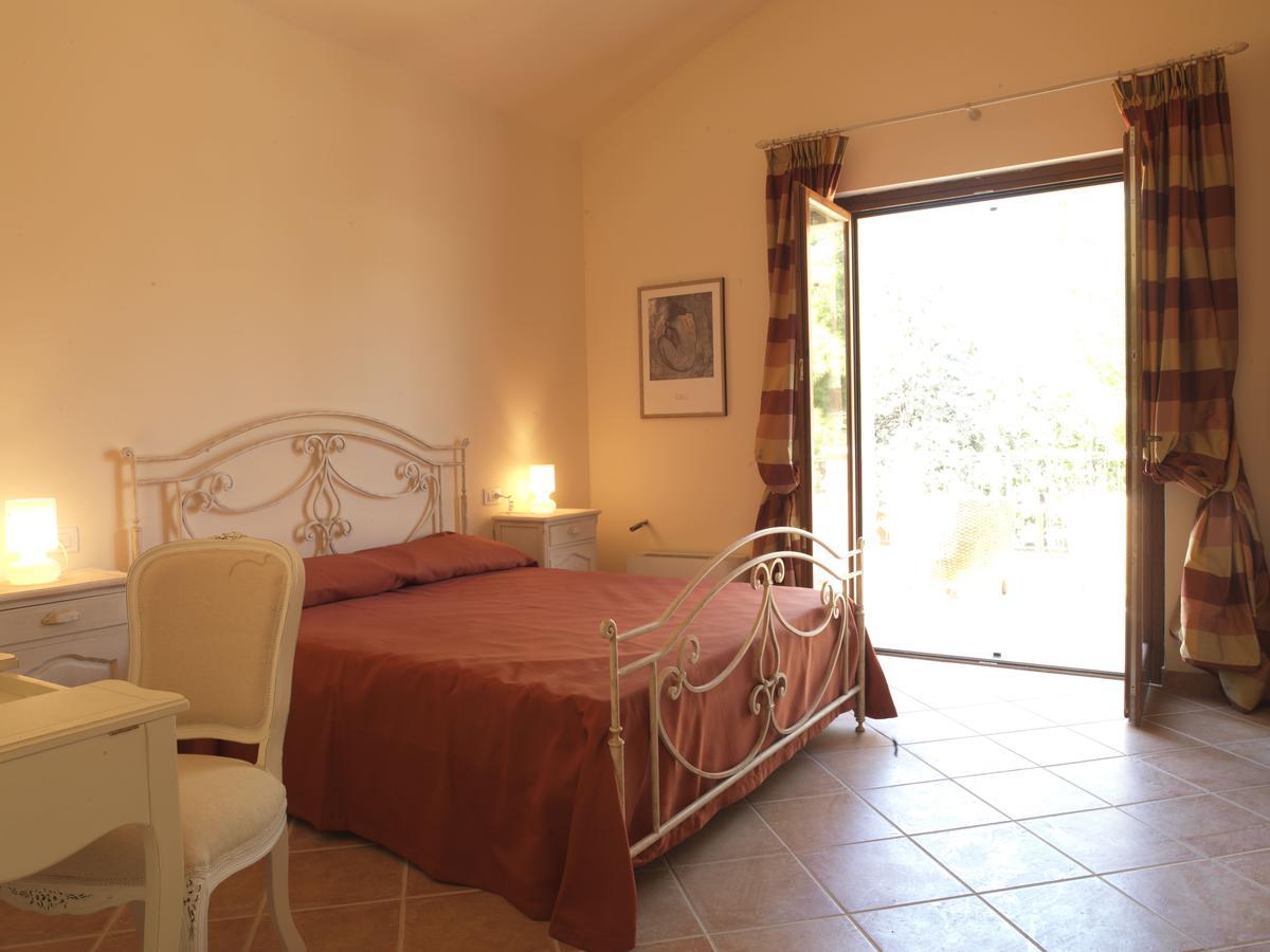 Contado San Lorenzo B&B And Wine Castilenti Extérieur photo